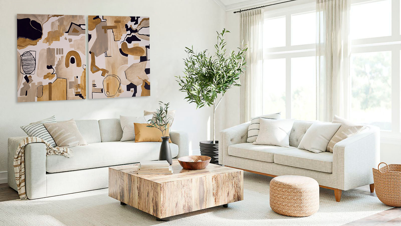 El díptico "Partituras de Arena" instalado sobre un aparador de diseño, mostrando su impacto en una decoración contemporánea.